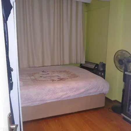 Ezra Taksim Apartament